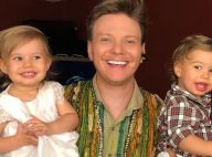 Filha de Michel Teló pede para ouvir 'moda' do sertanejo: 'Coloca para mim'