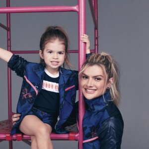 Mirella Santos combinou look com a filha, Valentina, de 4 anos
