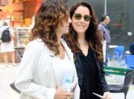De mãos dadas, Ana Carolina e Chiara Civello são clicadas em aeroporto. Fotos!