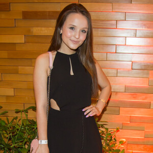 Larissa Manoela pretende se casar em igreja: 'E renovar votos na praia, antes ou depois do casamento, noivado. Acho lindo'