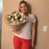 Em março, Marilia Mendonça ganhou flores do sertanejo Henrique