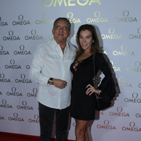 Desirée Soares, mulher do comentarista Galvão Bueno, contou que LPF, ou fitness de baixa pressão, ajudou a tirar as dores que sentia nas costas.