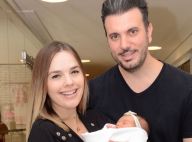 Thaeme filma a filha sendo ninada pelo pai, Fabio da Lua: 'Que fofura!'. Vídeo!