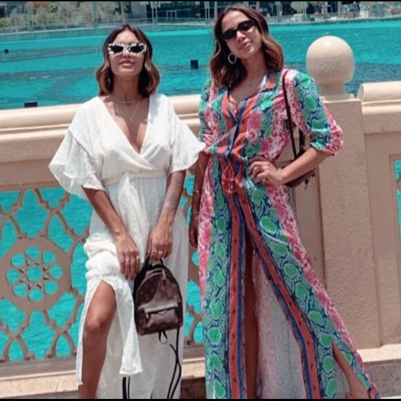 Anitta inicia férias em Dubai, nos Emirados Árabes, com a amiga Jéssica de Sá