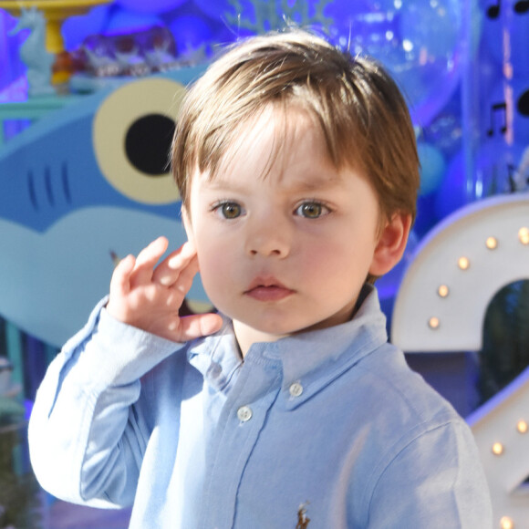 Filho de Bruna Hamú, Julio ganhou elogios dos seguidores da mãe: 'Príncipe'