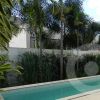 A piscina da casa de Simaria é aquecida com energia solar
