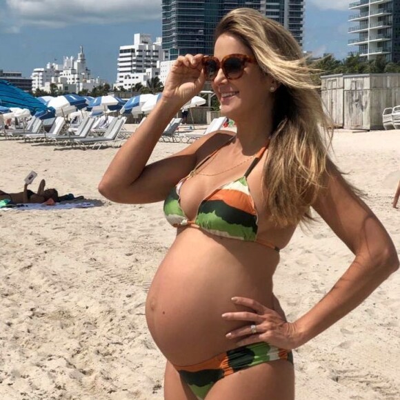 Grávida de 8 meses, Ticiane Pinheiro ganhou elogios de fãs e amigos no Instagram