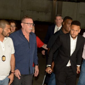 O Barcelona pagou parcelas de 40 milhões de euros à empresas do pai de Neymar, quando, segundo a Justiça, esse valor deveria ter sido pago ao jogador