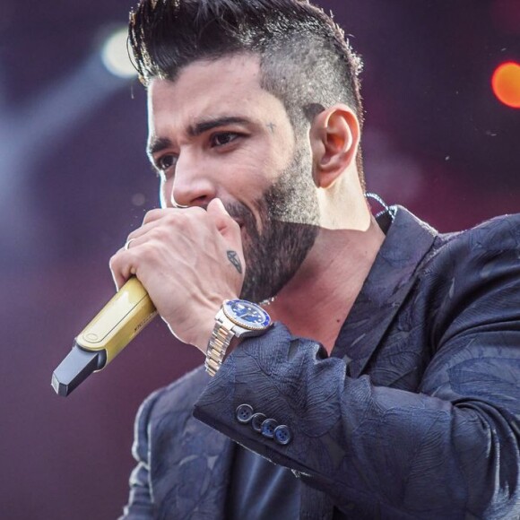Gusttavo Lima é ovacionado por reação a fã que jogou água nele em show em vídeo viralizado nesta terça-feira, dia 25 de junho de 2019