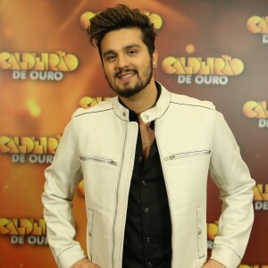 Luan Santana se mostrou focado em manter a boa forma