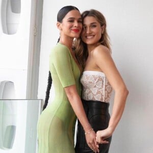 Bruna Marquezine prestigiou Sasha Meneghel em evento de marca H.Stern, em 24 de maio de 2019