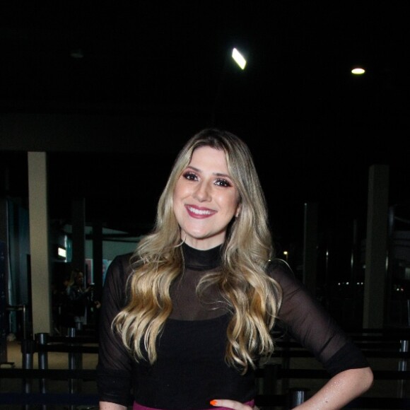 Dani Calabresa curte show de Sandy e Junior no Rio de Janeiro