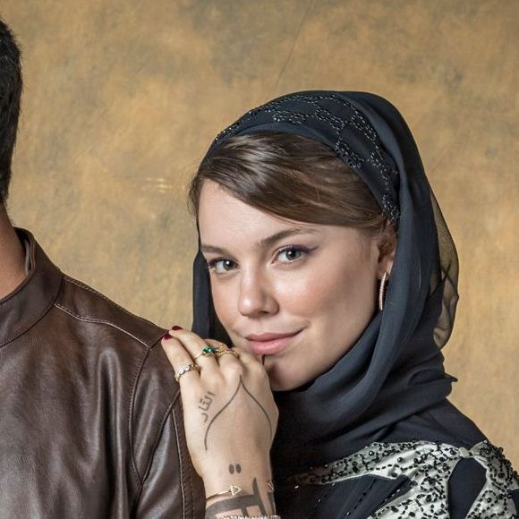 Nos próximos capítulos de 'Órfãos da Terra', Laila (Julia Dalavia) e Jamil (Renato Góes) chegam à conclusão de que Dalila (Alice Wegmann) mente sobre a paternidade do bebê.