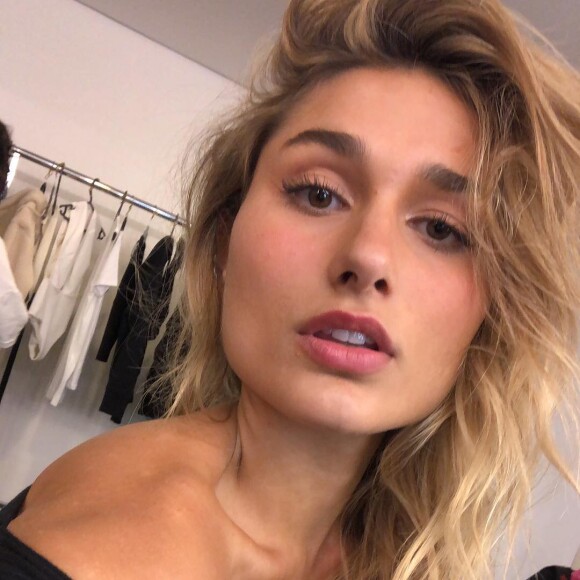 Sasha Meneghel ficou encantada ao ver as crianças angolanas posando para suas fotos: 'Lindos'