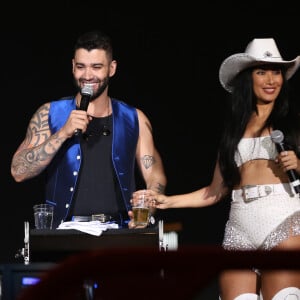 Simone e Simaria dividiram o palco com Gusttavo Lima em show na festa do Peão de Barretos