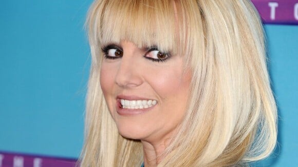 Britney Spears, que dubla em shows, é acusada de não cantar nem mesmo em estúdio