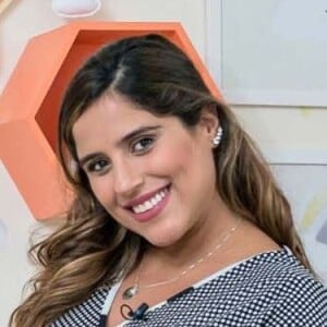 Camilla Camargo mostrou pela primeira vez o rostinho do filho, Joaquim, em seu primeiro mêsversário: 'Minha vida se transformou por completo'