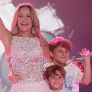 Claudia Leitte também é mãe de Davi, de 10 anos, e Rafael, de 7