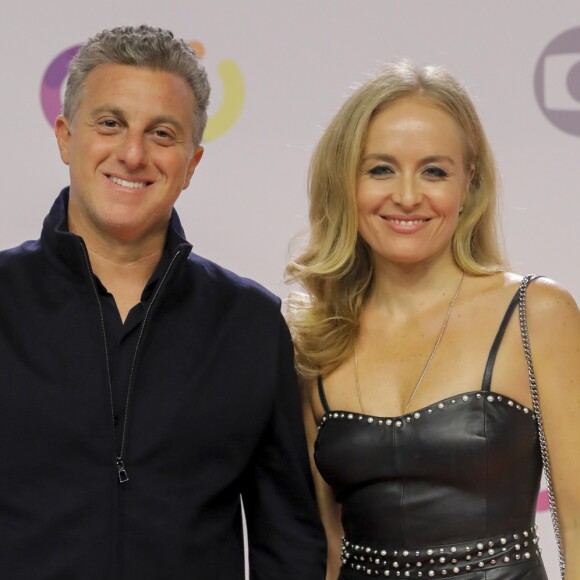 Avião com Luciano Huck e Angélica apresentou pane em voo por ter peça instalada de forma equivocada