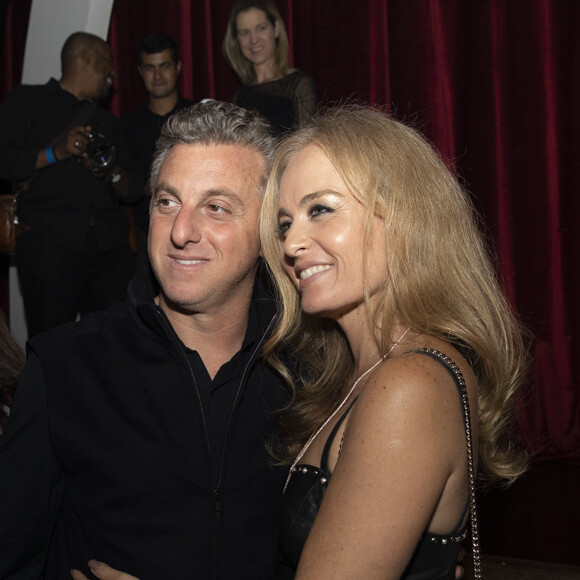 Avião com Luciano Huck e Angélica posou de maneira forçada e fez apresentador fraturou vértebra e apresentadora ter lesão abdominal