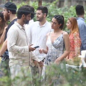 Carol Castro e Bruno Cabrerizo interpretaram Helena e Hussein em 'Orfãos da Terra'