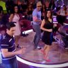 Fátima Bernardes dança funk com Naldo Benny no 'Encontro'