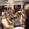 Fátima Bernardes tocou com o Olodum, da Bahia, e dançou com o grupo em setembro de 2014, em Salvador