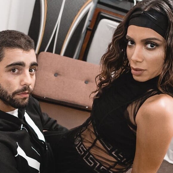 Pedro Scooby e Anitta se separaram após três meses de namoro. Segundo o surfista, rompimento partiu da funkeira