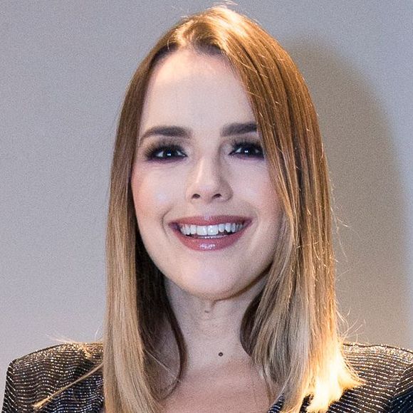 Thaeme Mariôto mudou estilo após nascimento da filha, Liz