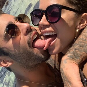 Anitta deletou fotos com Pedro Scooby e deu unfollow no ex-namorado no Instagram