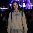 Bruna Marquezine esteve no Rock in Rio na última quinta-feira, 3 de outubro de 2019, quando foi flagrada trocando carinhos com o irmão da atriz Giovanna Ewbank