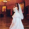 Thaila Ayala usou vestido sustentável para casamento com Renato Goés: 'Nosso gazar de seda é de uma empresa que tem métodos sustentáveis de produção'