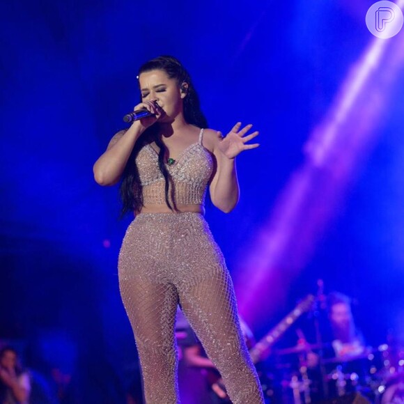 Dupla de Maiara, Maraisa mostra barriga definida em foto nesta segunda-feira, dia 07 de outubro de 2019