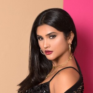 Mileide Mihaile adora usar lingerie como peças de seus looks