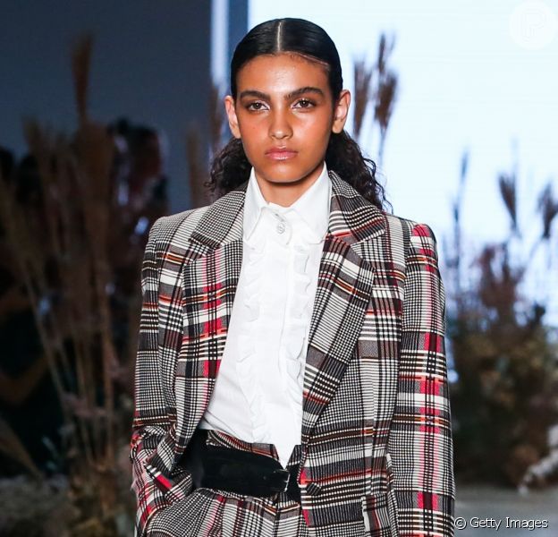 Calça social, saia de tecido e blazer: as tendências do São Paulo Fashion Week provam que a alfaiataria pode ser muito descontraída. Inspire-se!