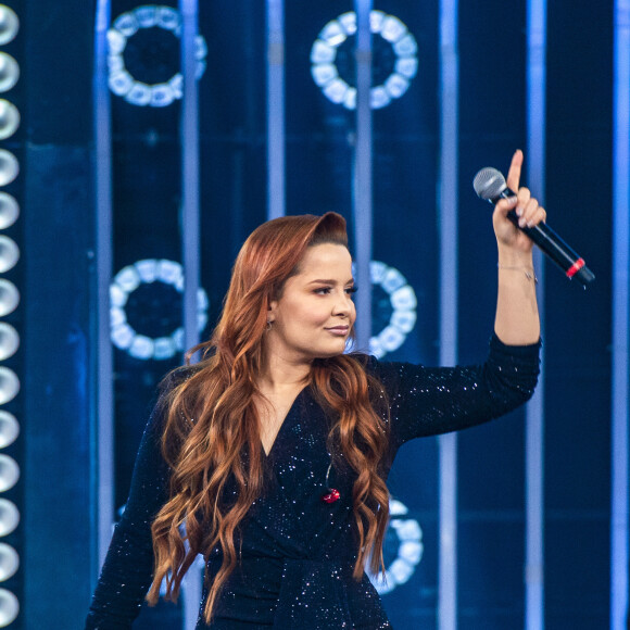 Reeducação alimentar trouxe mais energia para performance de Maiara nos shows