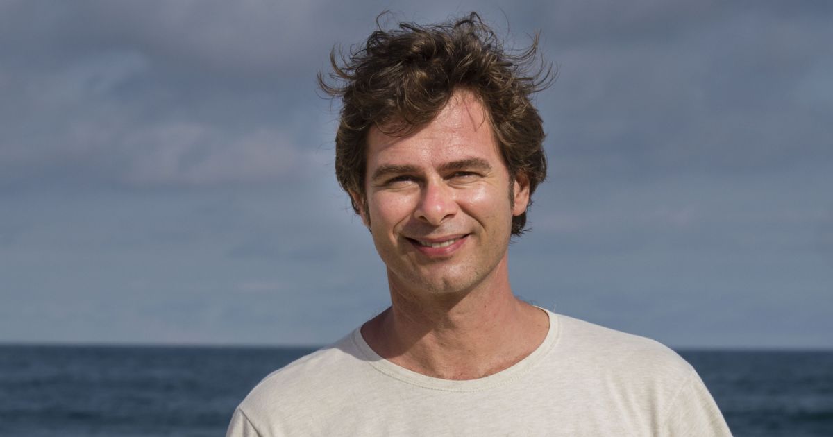 João Vitti, pai de Rafael Vitti, comparou a neta com o filho e brincou 'Genética porreta