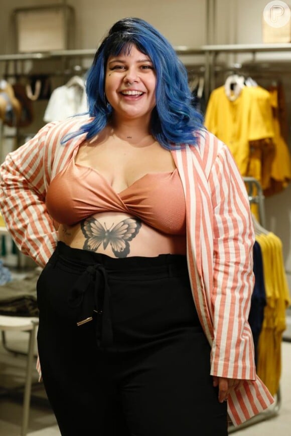 Foto: Moda plus size: a dicas de styling Raissa Galvão gosta de deixar a  barriga à mostra para modernizar o look - Purepeople