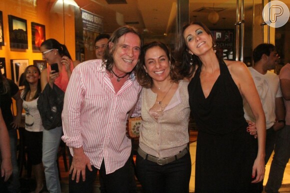 Márcia Cabrita posa com Cissa Guimarães e José de Abreu