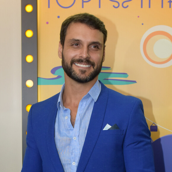 Felipe Cunha costuma fazer declarações de amor para a namorada, Rayanne Morais: 'Amo você'