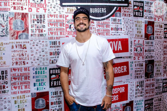 Caio Castro inaugura nova unidade da hamburgueria 'The Black Beff', no bairro de Tatuapé, em São Paulo, neste domingo, 27 de outubro de 2019