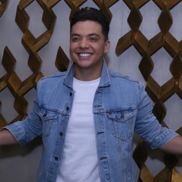 Wesley Safadão contou que está sofrendo de conjuntivite nesta terça-feira, 29 de outubro de 2019