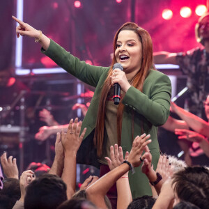 Maiara gravou uma série de vídeos sobre a trollagem feita pelo namorado, Fernando Zor, em seu celular