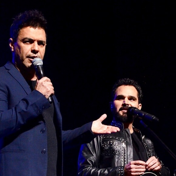 Luciano Camargo revela o que faz em camarim antes de todo show