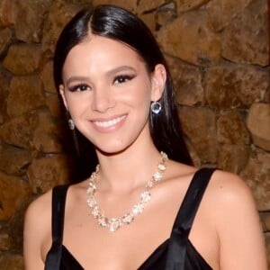 Bruna Marquezine financia reforma de orfanato do Rio de Janeiro