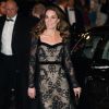 Kate Middleton participou de evento em Londres com vestido romântico e elegante
