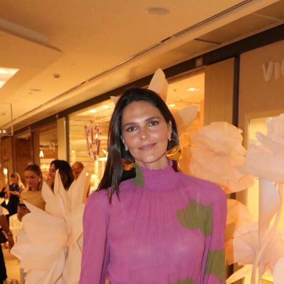 Daniela Sarahyba prestigia desfile da Vogue Magazine, no Rio Design, Leblon, Rio de Janeiro, na noite desta terça-feira, 26 de novembro de 2019