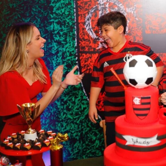 Filho de Wesley Safadão, Yhudy comemora 9 anos em festa do pijama com tema do Flamengo na casa do pai nesta quarta-feira, dia 27 de novembro de 2019