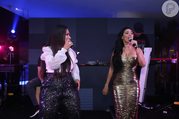 Simone e Simaria agitaram convidados da festa da gravadora Universal Music