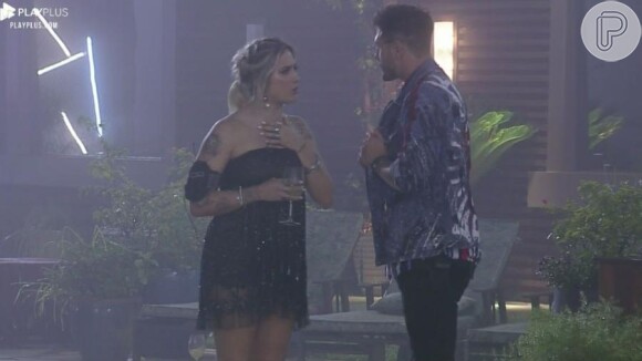 Em 'A Fazenda 11', Tati Dias sente ciúmes de Guilherme Leão com Bifão em festa e briga com namorado: 'Vocês são amigos agora?'